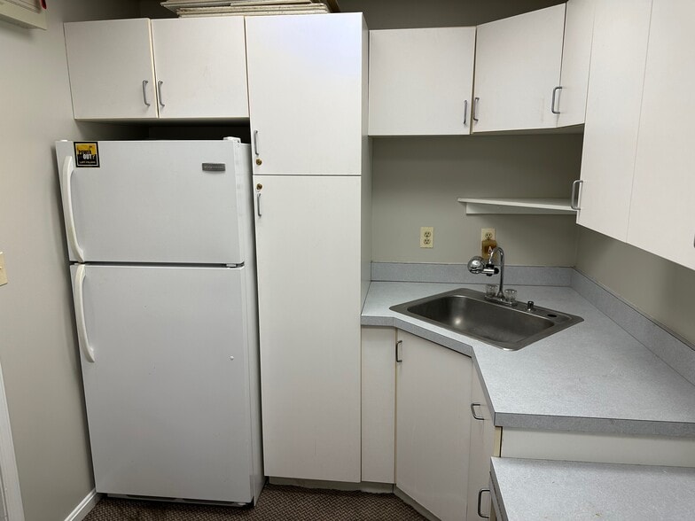 More Photos Of 5032-5038 Dorsey Hall Dr, Ellicott City Medical For Lease