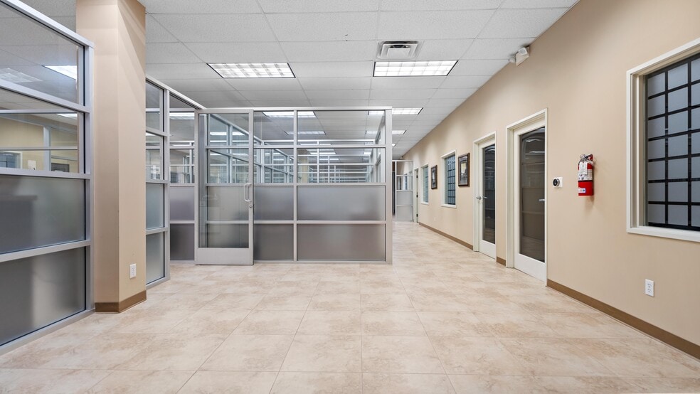 More Photos Of 1250 Mountain View Cir, Azusa Office For Sale