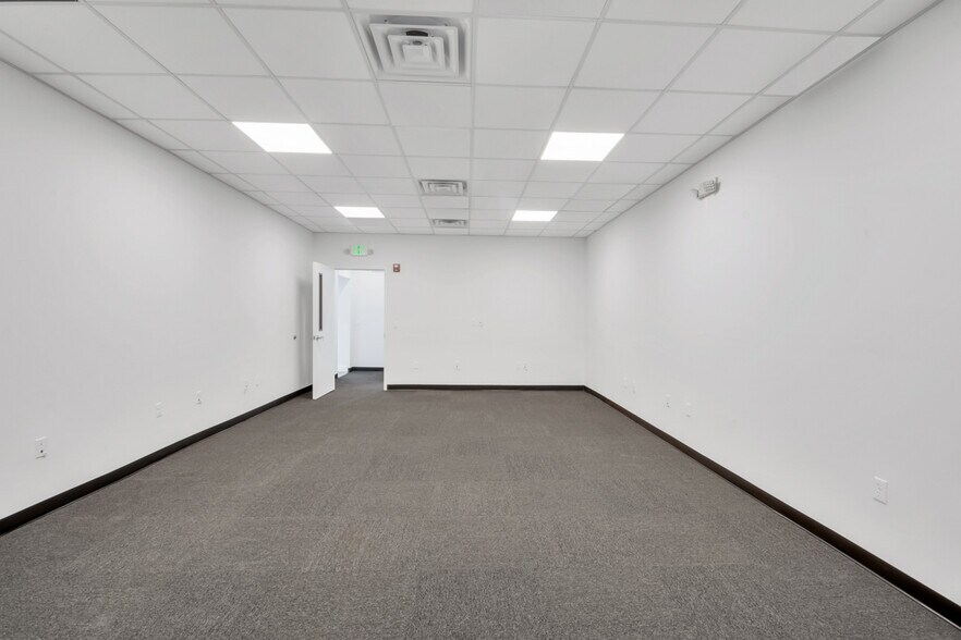 More Photos Of 111 Washington St, Paterson Coworking Space