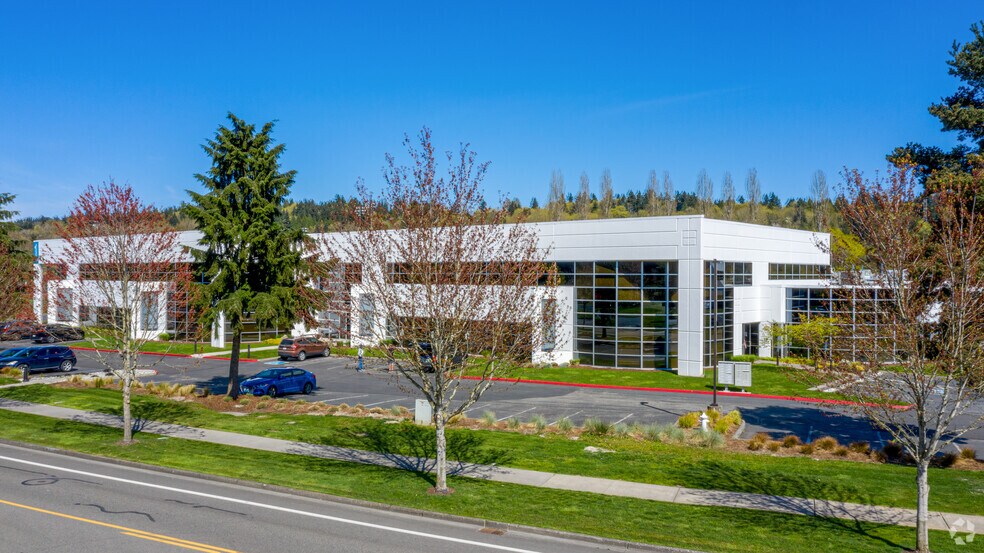 More Photos Of 18912 North Creek Pky, Bothell Flex For Lease
