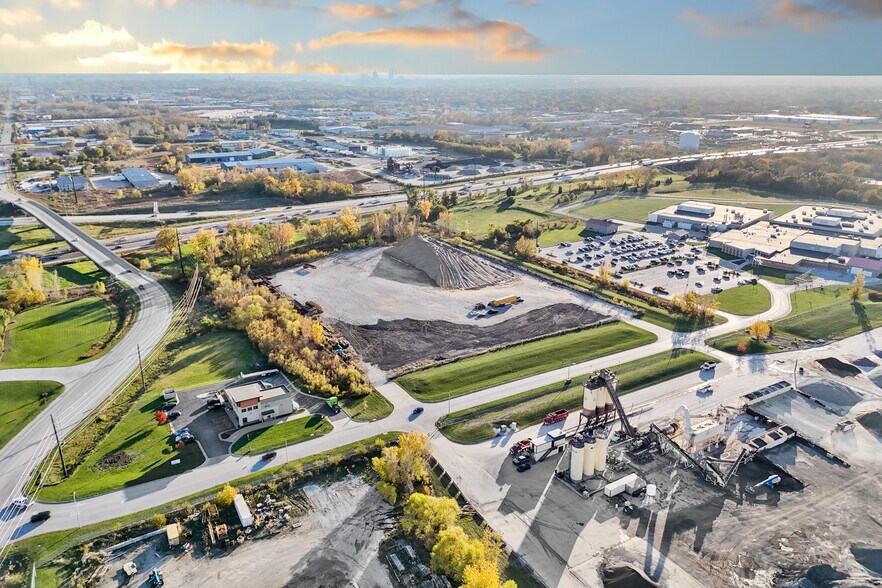 More Photos Of 2069 NE 51st Pl, Des Moines Land For Lease