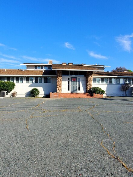 More Photos Of 2820 Broadmoor Ave, Concord General Retail For Sale