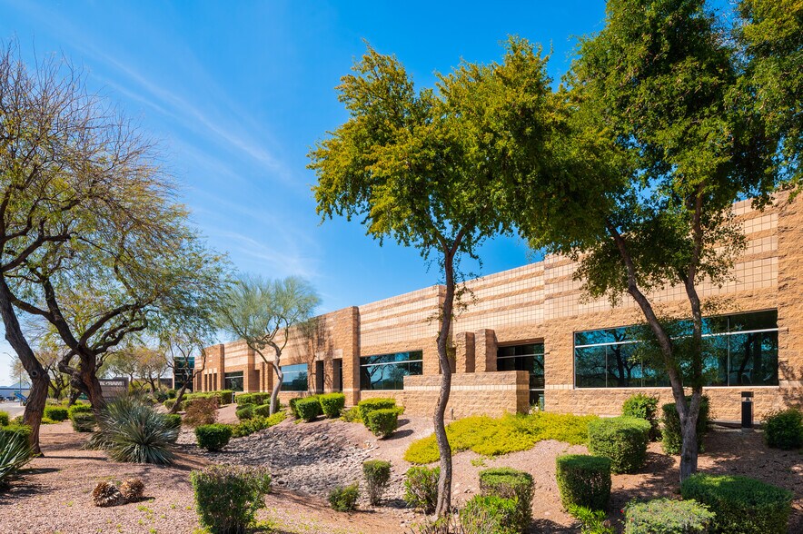 More Photos Of 15880 N Greenway-Hayden Loop, Scottsdale Unknown For Lease
