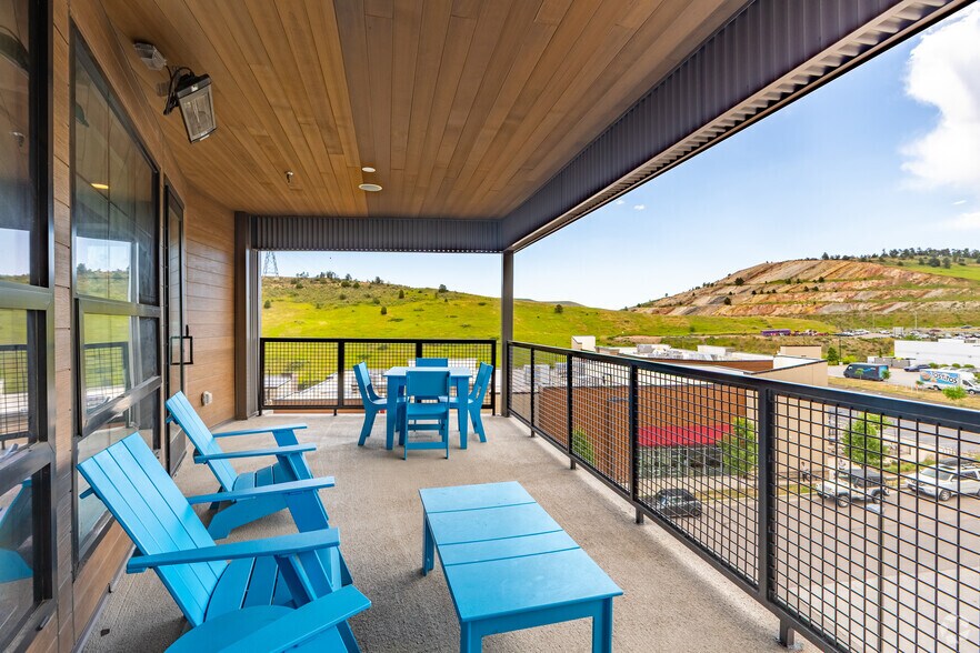 More Photos Of 18475 Colfax Ave, Golden Apartments For Sale