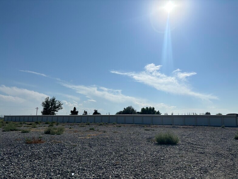 More Photos Of 475 100 S, Paul Self Storage For Sale