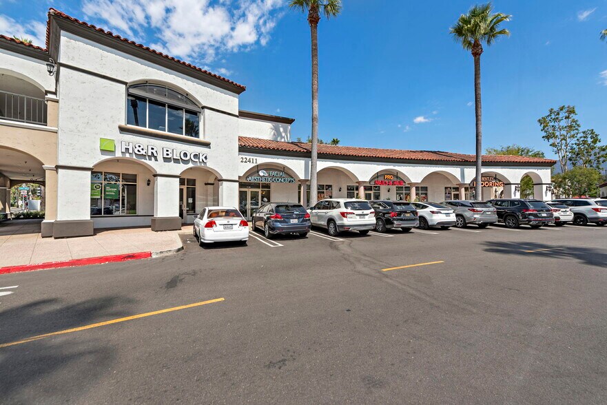 More Photos Of 22361-22451 Antonio Pky, Rancho Santa Margarita Unknown For Lease