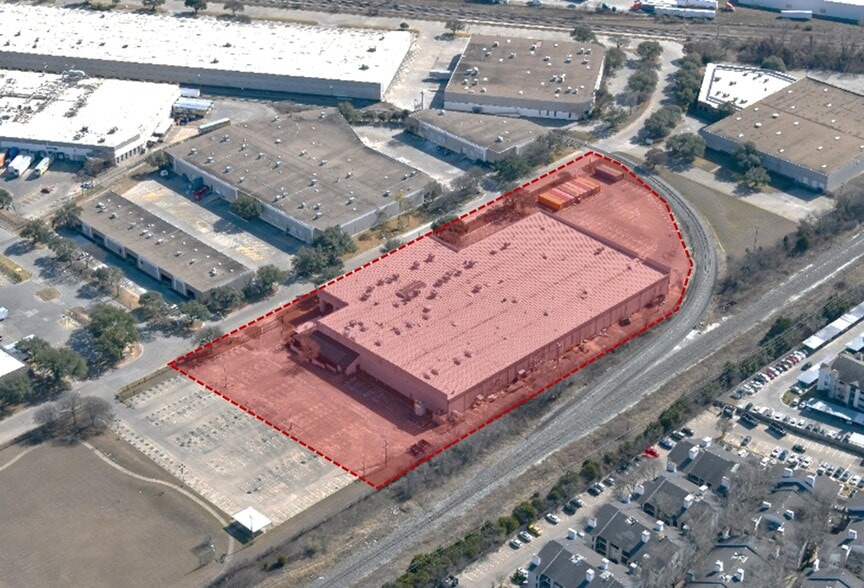 More Photos Of 11333 Pagemill Rd, Dallas Distribution For Sale