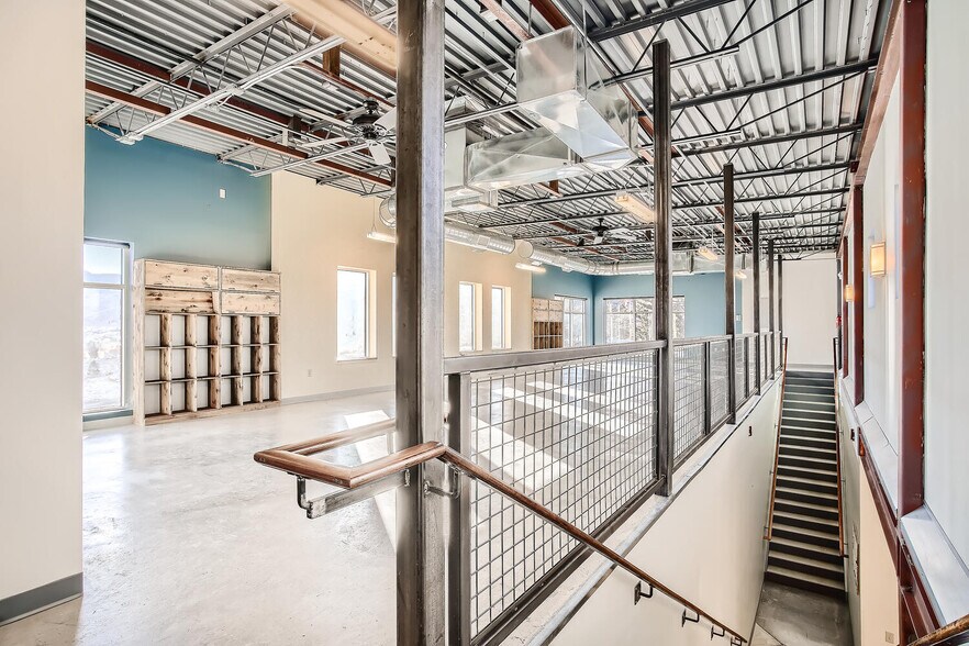 More Photos Of 1211 Avery St, Golden Office For Lease