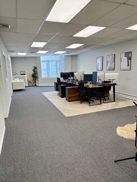 More Photos Of 375 Sunrise Hwy, Lynbrook Storefront Retail Office For Lease