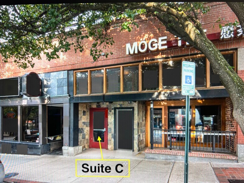 Primary Photo Of 5 Biltmore Ave, Asheville Restaurant For Lease