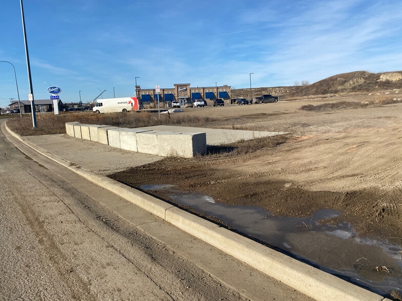 More Photos Of 401 Reiger Dr, Williston Land For Sale