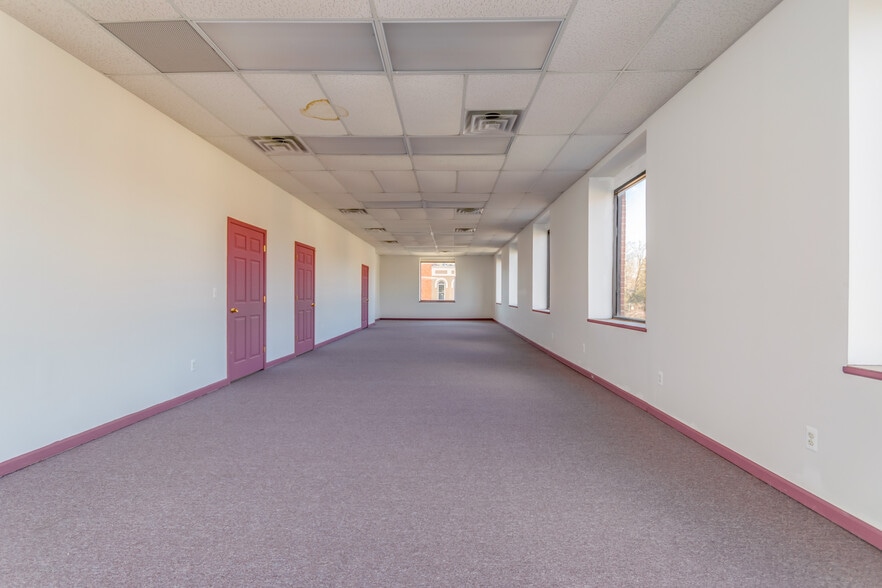 More Photos Of 107 S Main St, Almont Restaurant For Lease