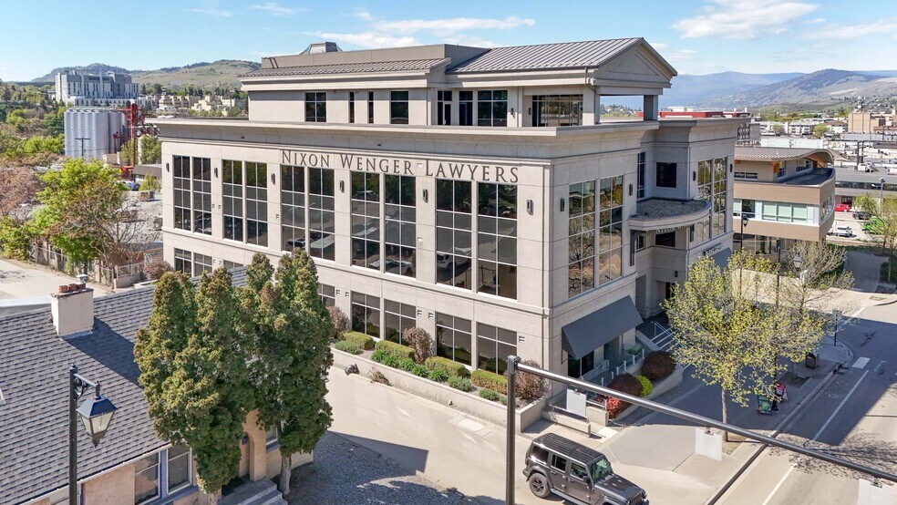 More Photos Of 2706 30 Av, Vernon Office For Lease