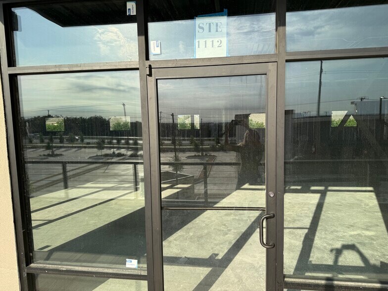 More Photos Of 15101 Ronald Reagan Blvd, Leander, TX 78641, Unite, Leander Unknown For Lease