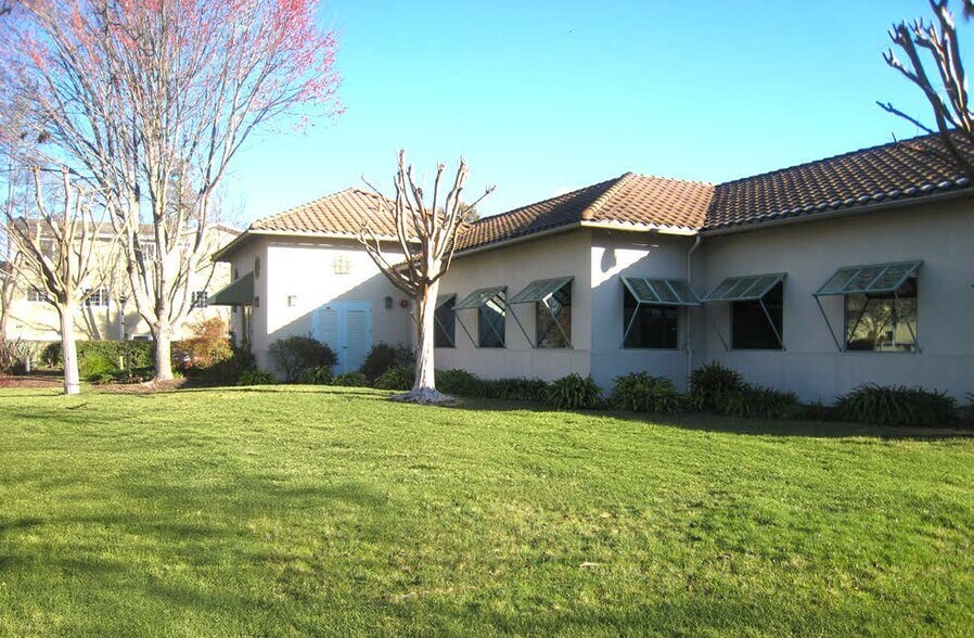 More Photos Of 3448 Villa Ln, Napa Medical For Sale