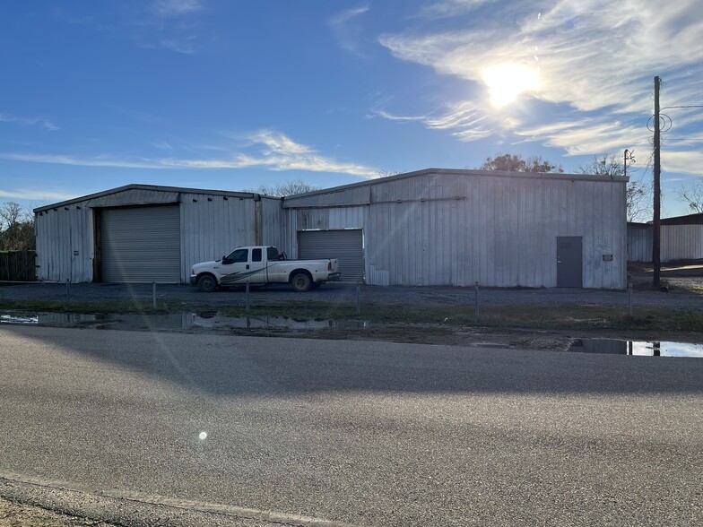 Primary Photo Of 1000 Flack Rd, Montgomery Warehouse For Sale