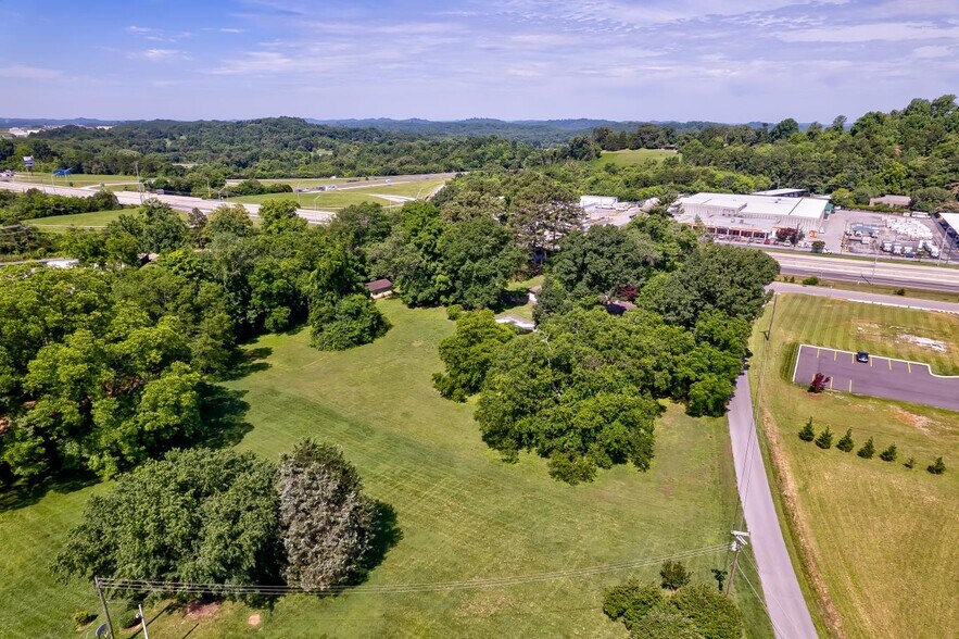 More Photos Of 945 Crescent, Louisville Land For Sale