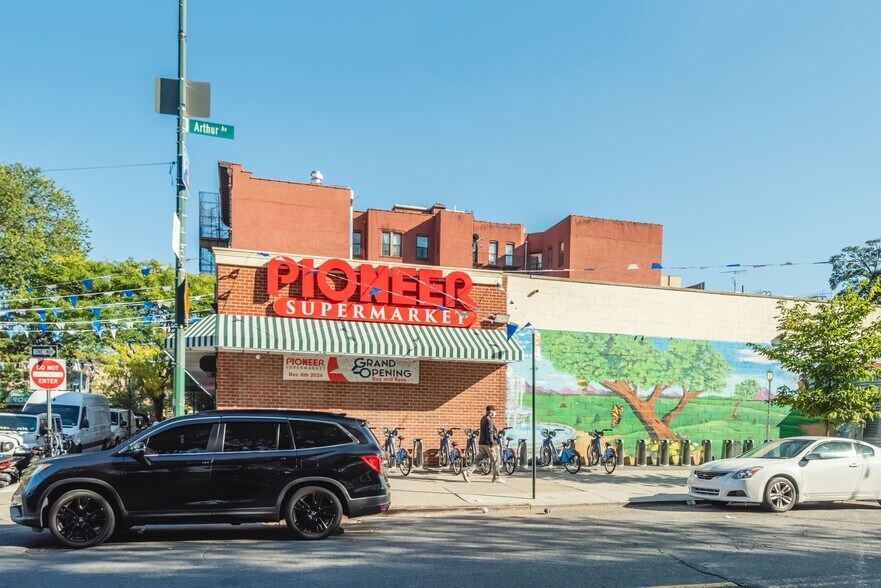 More Photos Of 598-600 E 183rd St, Bronx Apartments For Sale