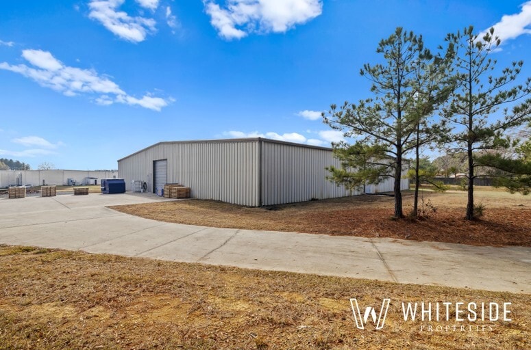 Primary Photo Of 209 S Main St, Oakboro Warehouse For Lease