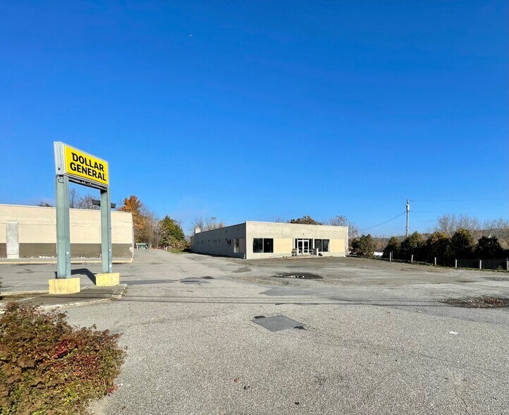More Photos Of 14 Route 17k, Newburgh Freestanding For Sale