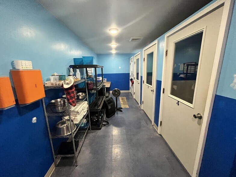 More Photos Of 2220 Laskin Rd, Virginia Beach Freestanding For Sale