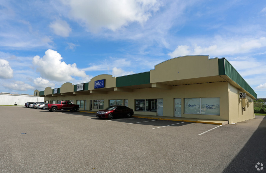 Primary Photo Of 2222 S Combee Rd, Lakeland Flex For Lease