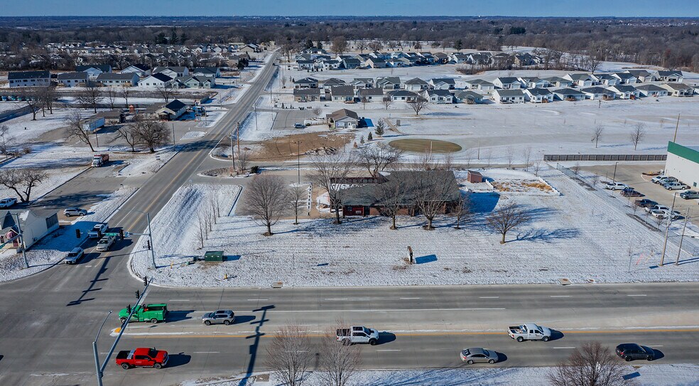 More Photos Of 1380 NE 66th Ave, Des Moines Flex For Sale