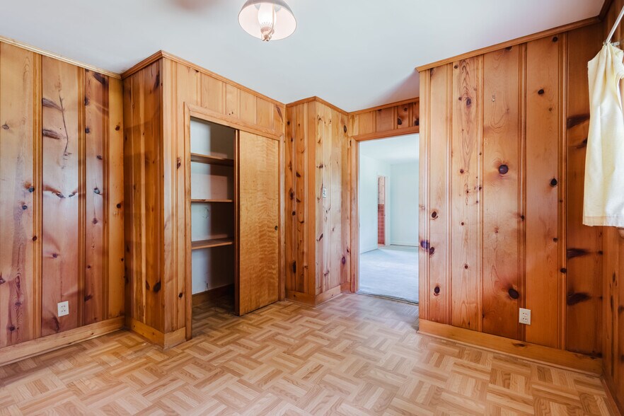 More Photos Of 3025 Breckenwood Dr, Lexington Multifamily For Sale