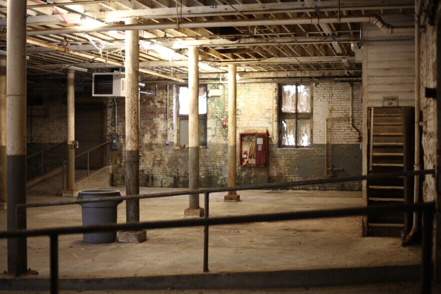 More Photos Of , Clarksville Industrial For Sale
