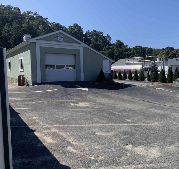 Primary Photo Of 74 Cranberry Hwy, Bourne Auto Dealership For Sale