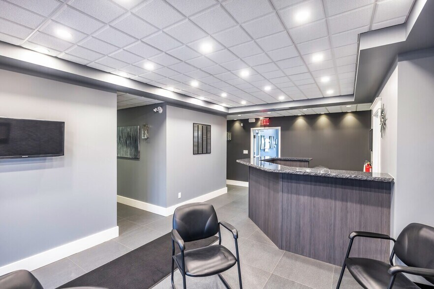 More Photos Of 193 King St E, Oshawa Office For Sale