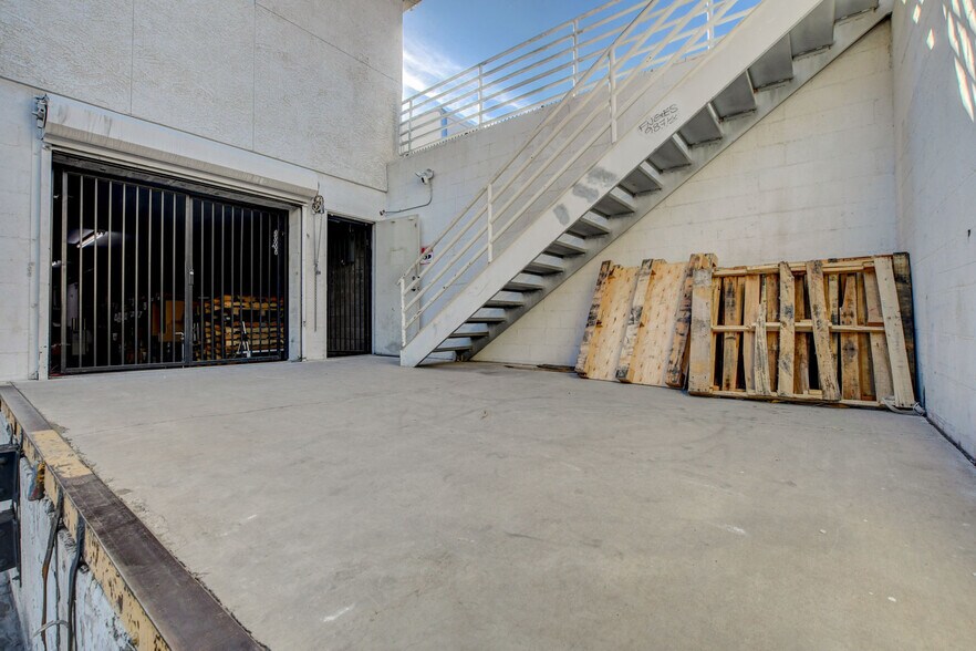 More Photos Of 5240 W Charleston Blvd, Las Vegas Storefront Retail Office For Sale