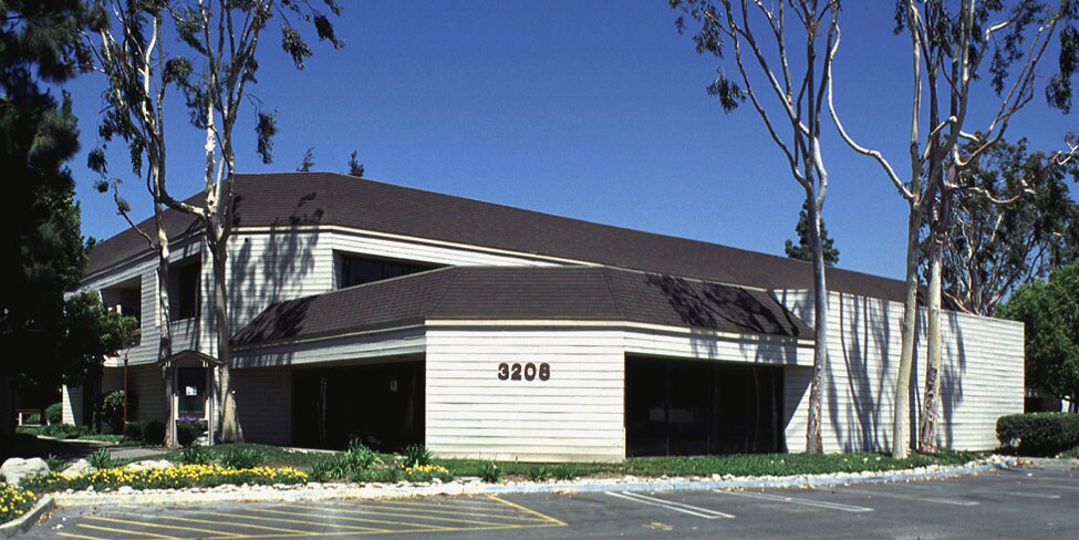 More Photos Of 3220 Rosemead Blvd, El Monte Unknown For Lease