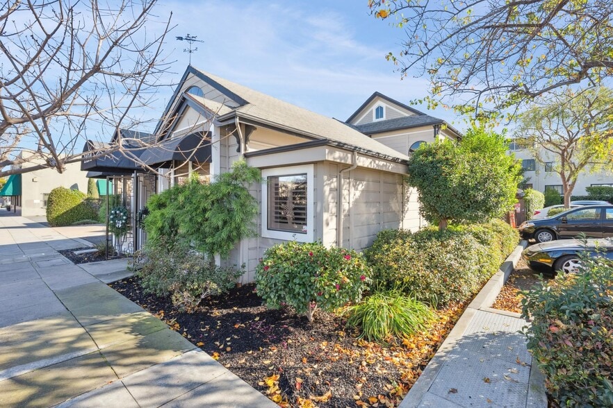 More Photos Of 1414 Everett St, Alameda Office For Sale