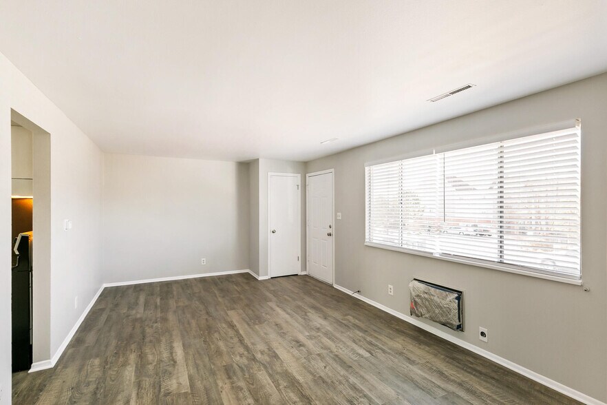 More Photos Of 180 S 20th Ave, Brighton Apartments For Sale