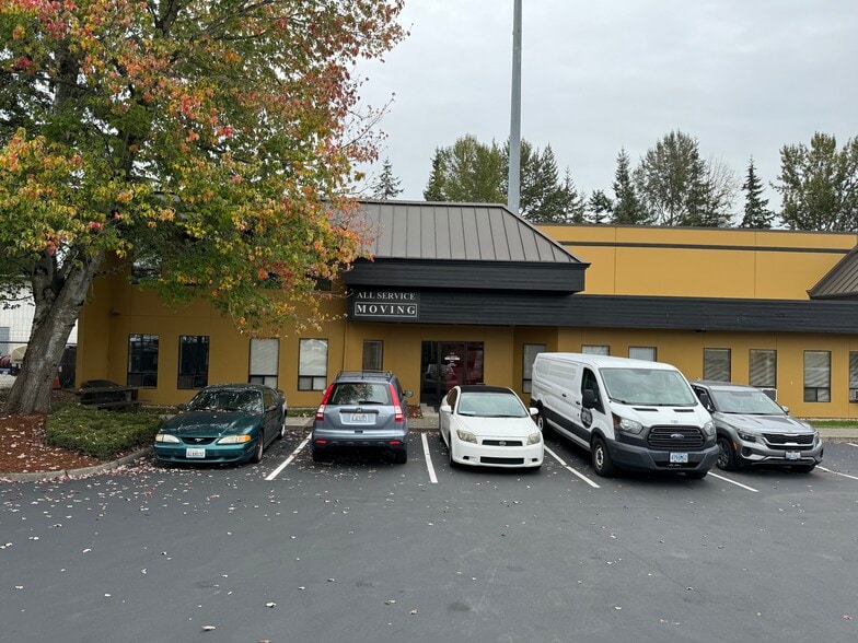 More Photos Of 2031 196th St SW, Lynnwood Warehouse For Lease