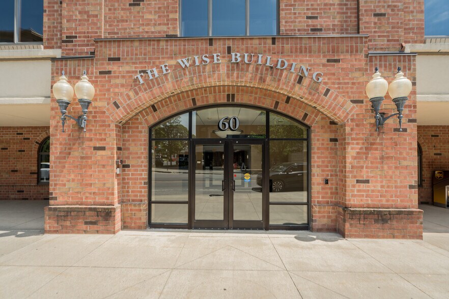 More Photos Of 60 Railroad Pl, Saratoga Springs Office For Lease