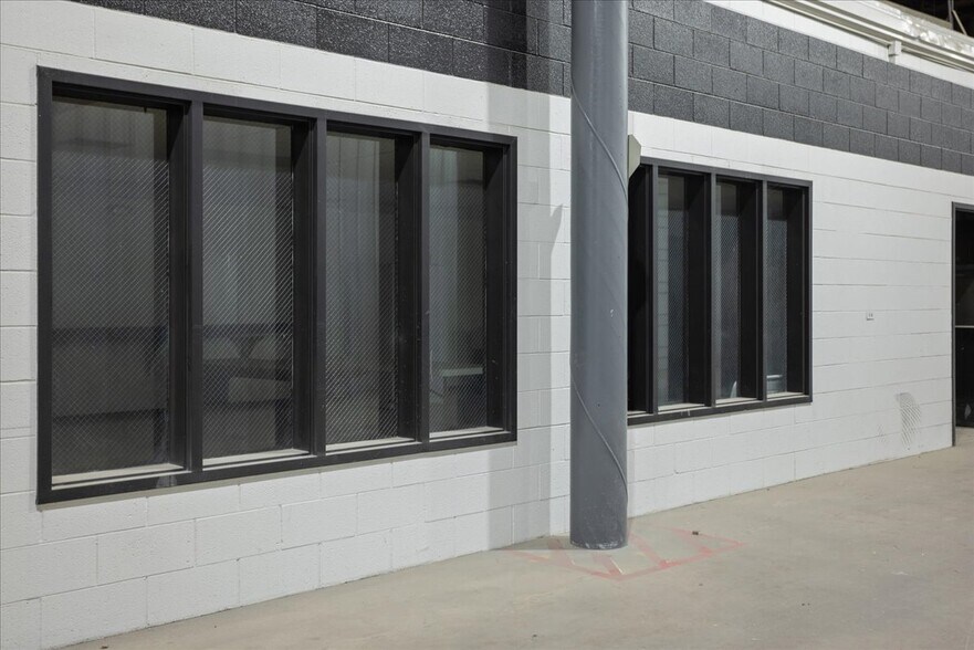 More Photos Of 1938 Wyott Dr, Cheyenne Warehouse For Lease