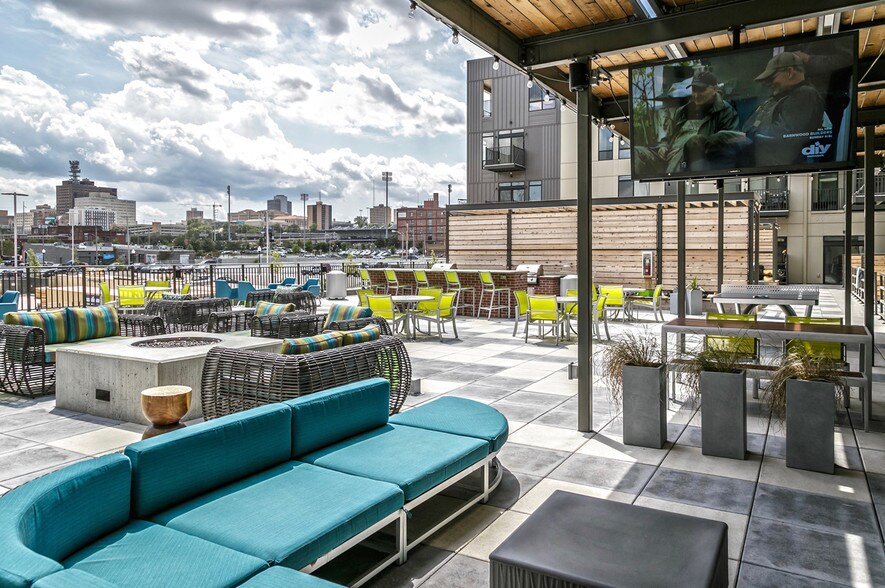 More Photos Of 1415 Cuming St NE, Omaha Apartments For Lease