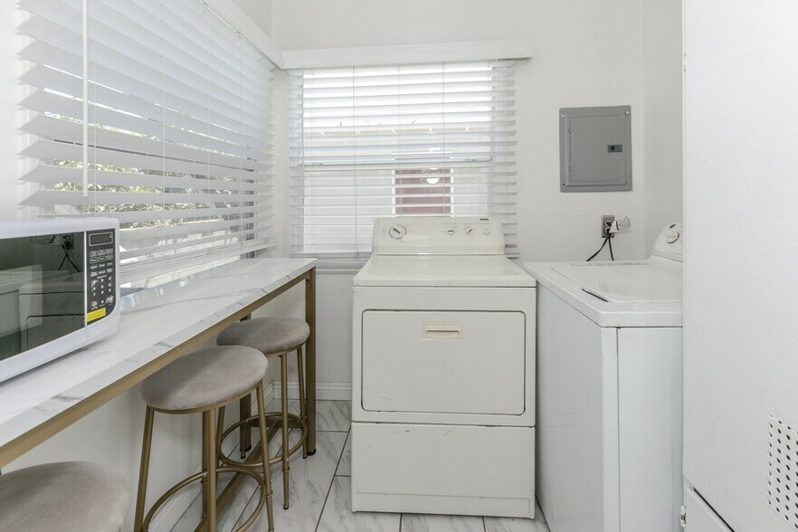 More Photos Of 22 N Electric Ave, Alhambra Apartments For Sale