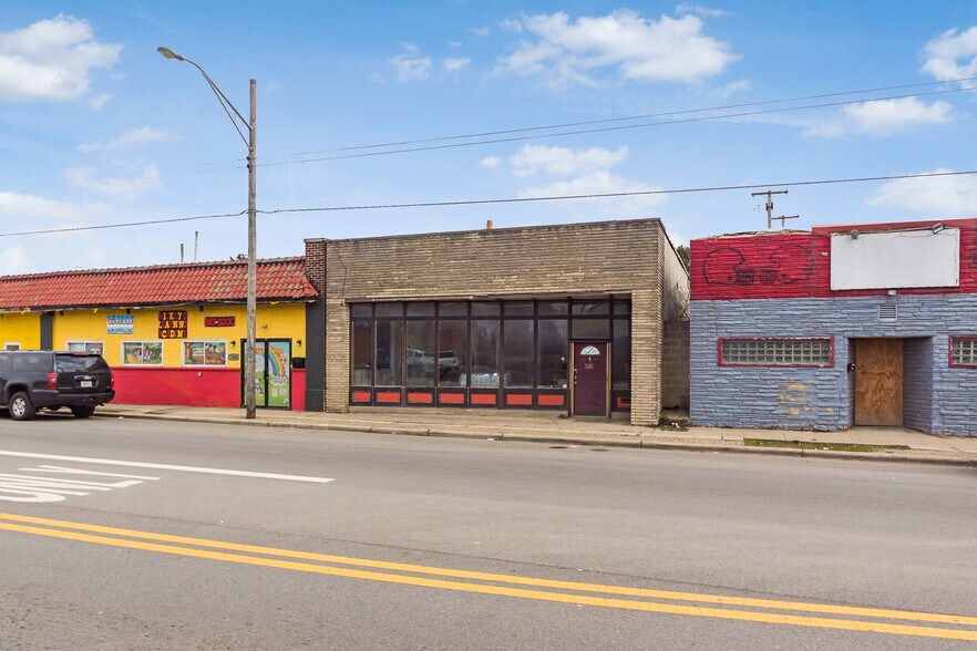 More Photos Of 1344 Parsons Ave, Columbus Freestanding For Lease