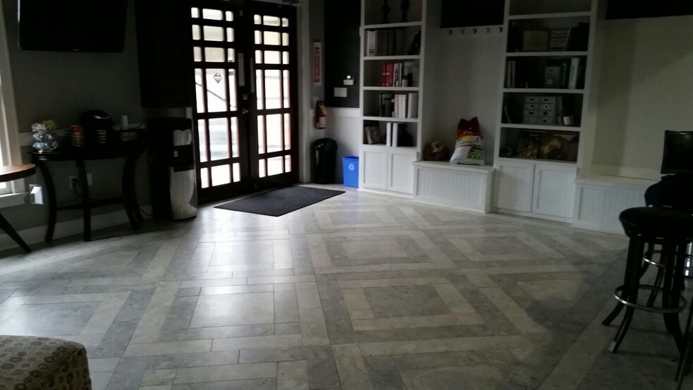 More Photos Of 4245 Jenkins Ct, Suwanee Medical For Sale