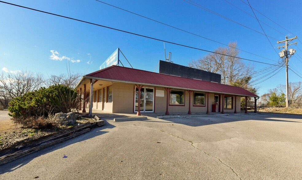 More Photos Of 14981 Mo - 13 Bus Highway, Branson West Restaurant For Sale