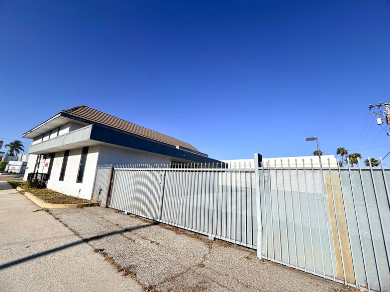 More Photos Of 2350 W Valley Blvd, Alhambra Loft Creative Space For Lease