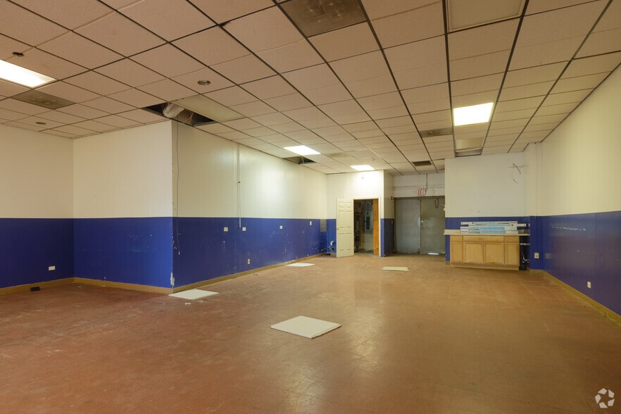 More Photos Of 17501-17559 S Kedzie Ave, Hazel Crest Unknown For Lease