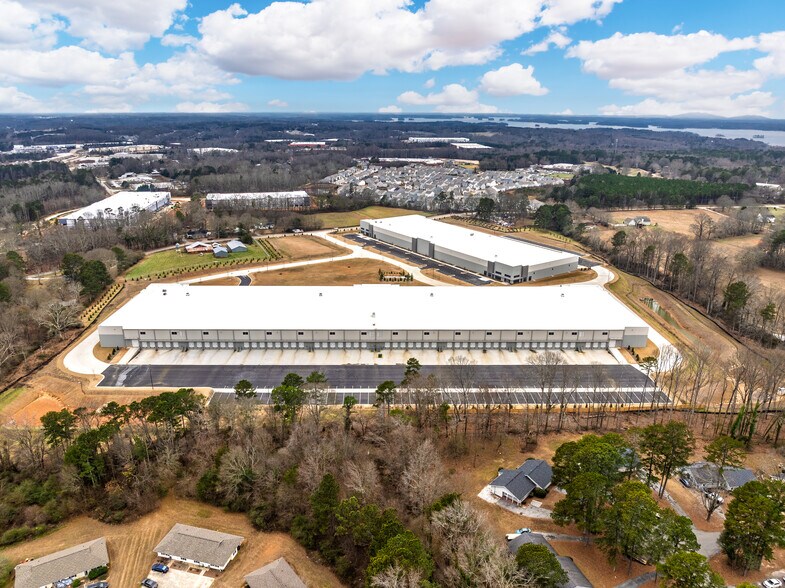 More Photos Of 4294 Chamblee Rd, Oakwood Unknown For Lease