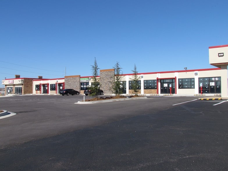 More Photos Of 5105-5131 NW Cache Rd, Lawton Storefront Retail Office For Lease