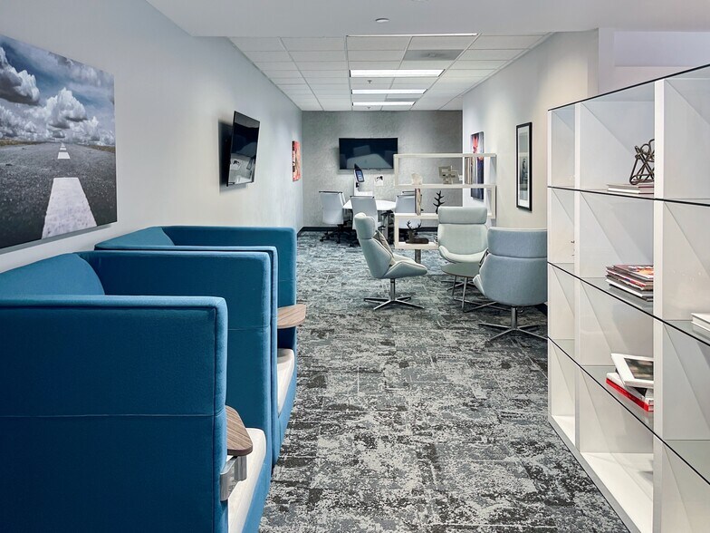 More Photos Of 11815 Fountain Way, Newport News Coworking Space