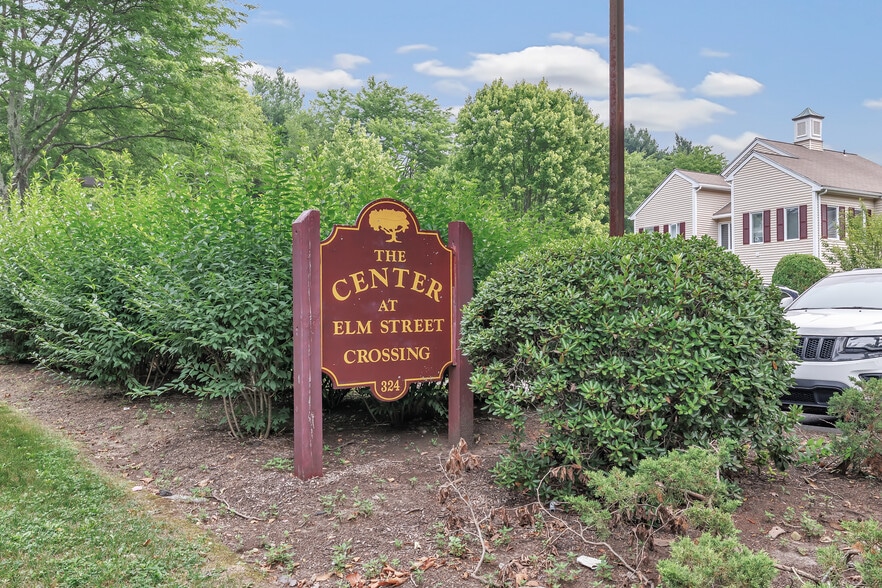 More Photos Of 324 Elm St, Monroe Medical For Sale
