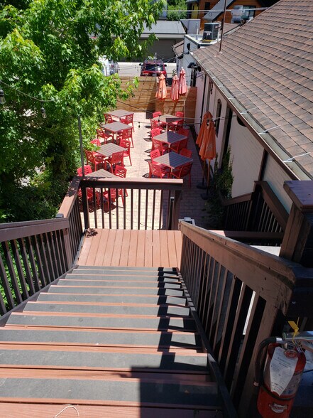 More Photos Of 1472 S Pearl St, Denver Restaurant For Lease
